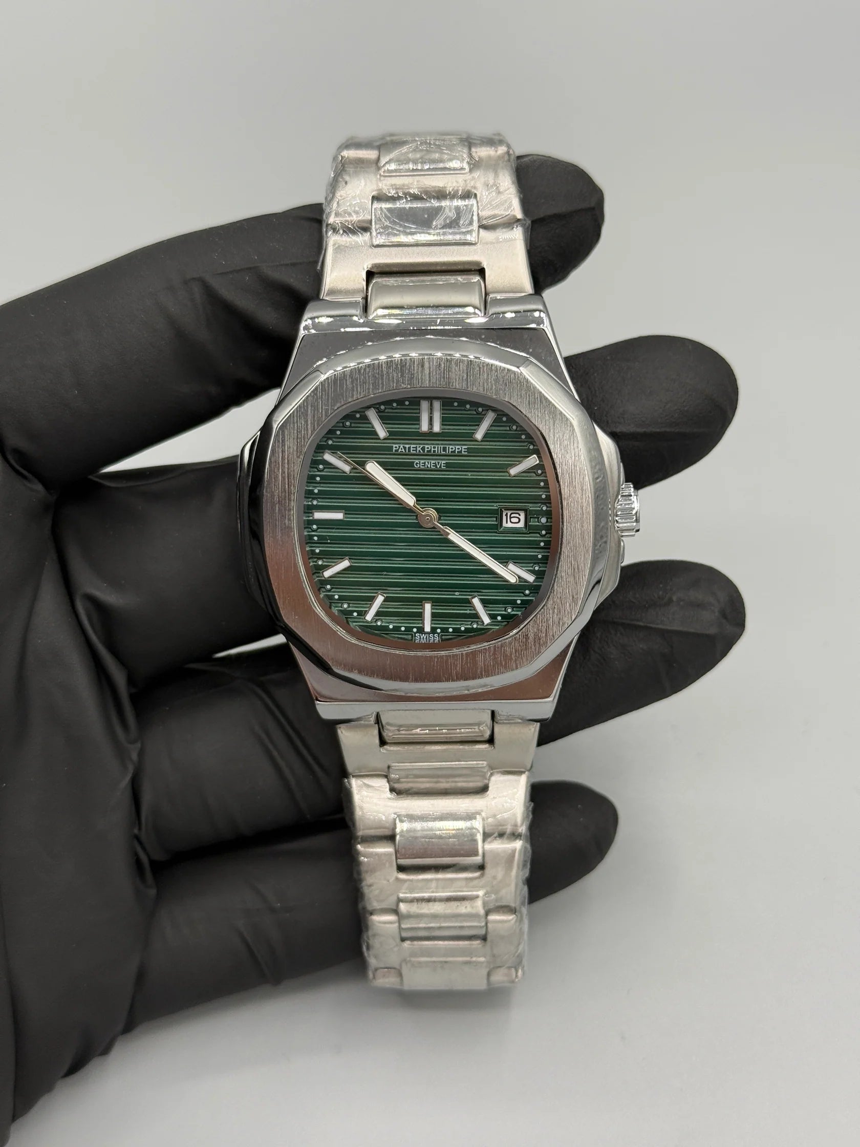 Patek Philippe Geneve with Date