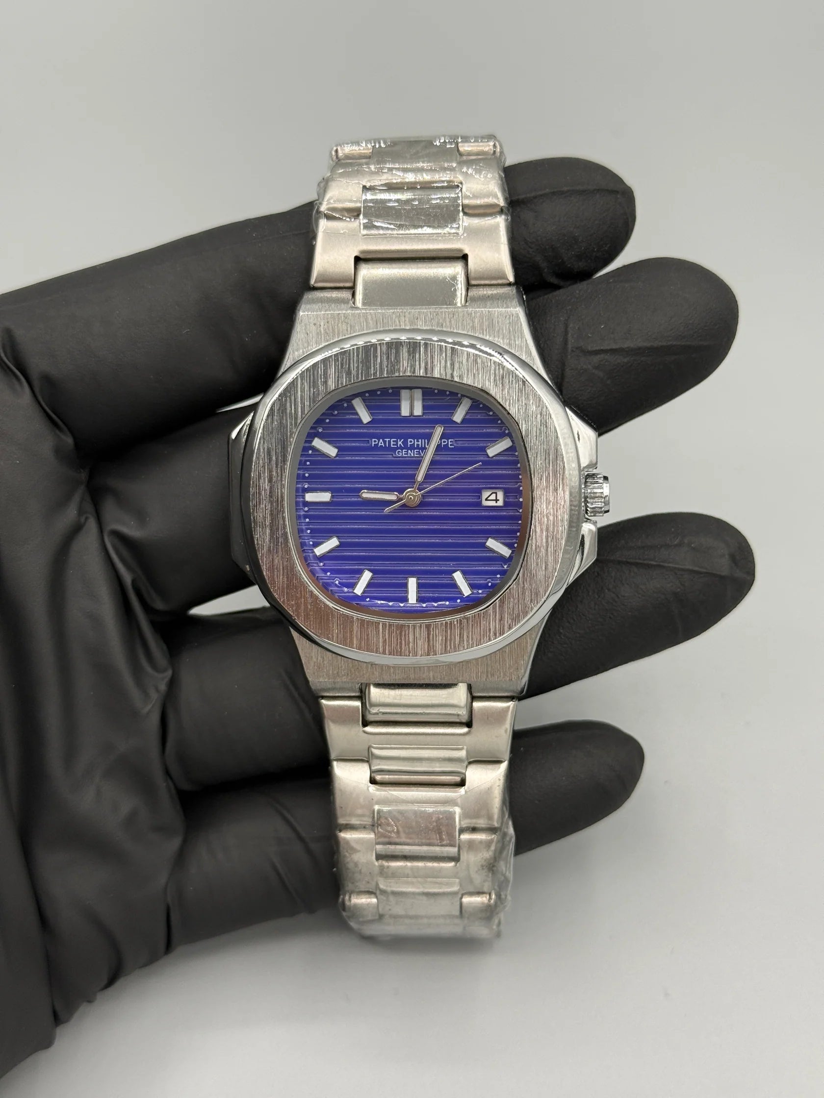 Patek Philippe Geneve with Date